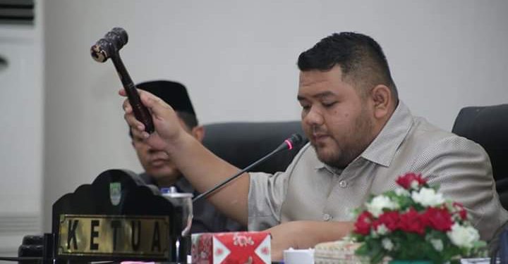 DPRD Rohul Gelar Paripurna Pendapat Akhir Fraksi Terhadap Ranperda Riparda  dan OPD